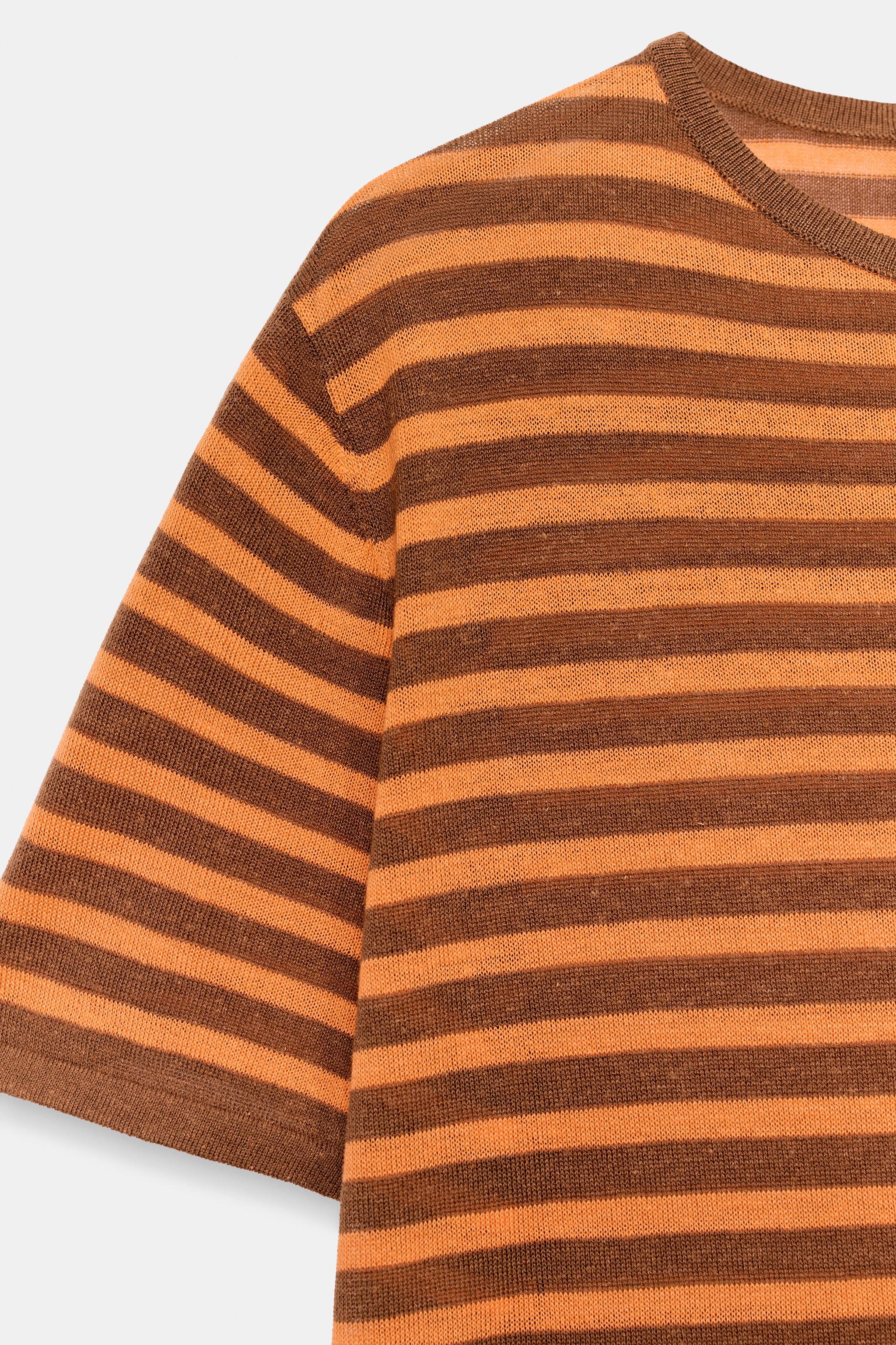 STRIPED KNIT TOP